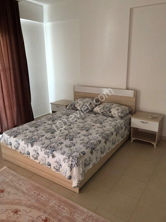 Yakin Barbaros Market Girne 3+1 kiralık daire