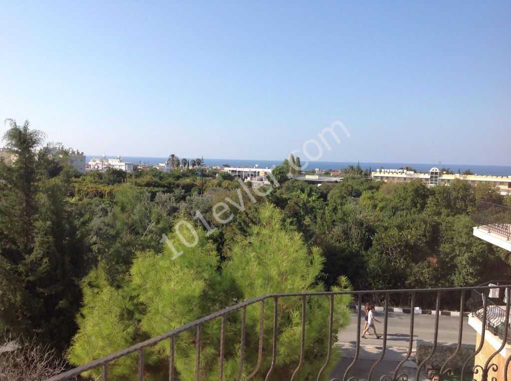 Nice 3 Bedroom Apartment With Beautiful Sea And Mountain Views Location Behind Alsancak Belediya Girne (For Sale)