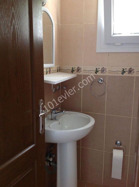 2  Bedroom Apartment for Sale Location Behind Girne Biggest Mosque (URGENT SALE ! - Massive Drop Down Price) (Turkish Title Deeds)