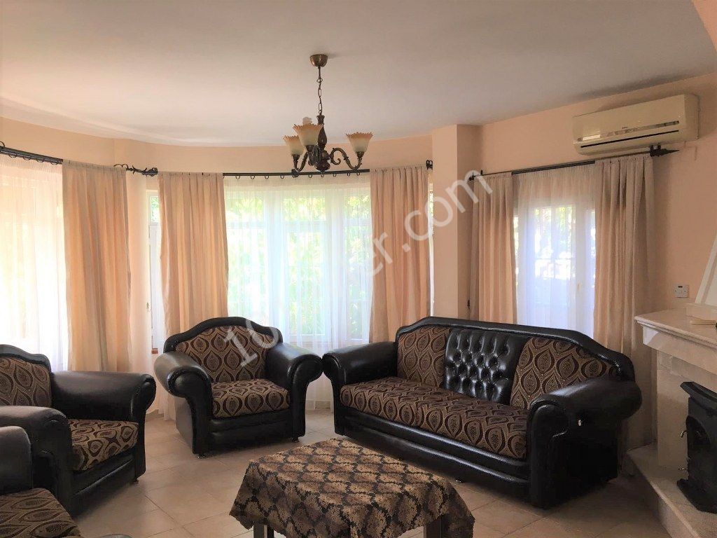 Cabin Plaj yakin Lapta Girne 4+1 kiralik villa