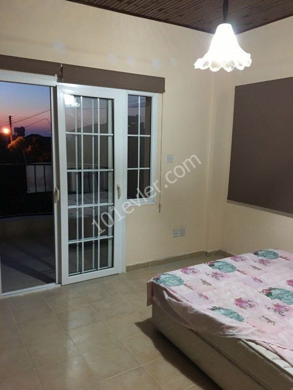 Cabin Plaj yakin Lapta Girne 4+1 kiralik villa