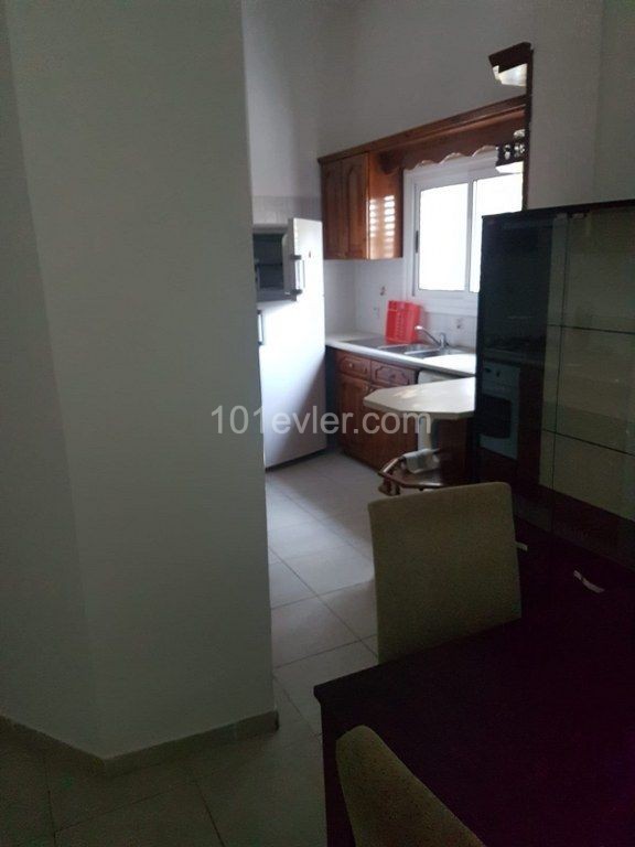 Ölpumpe Yakin Alsancak Kyrenia 3 + 1 villa zur Miete ** 