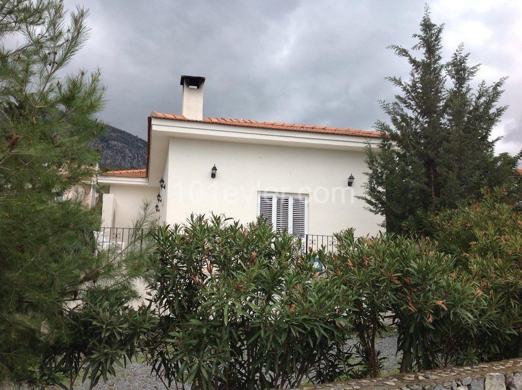 3 Bedroom Villa For Rent Location Near Hasan Uzun Petrol Pump Alsancak Girne