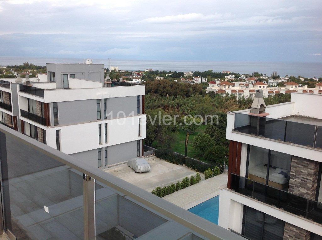 Nice 2 Bedroom Terrace Apartment With Beautifull Sea And Mountain Views Location Lapta Girne (For Rent)