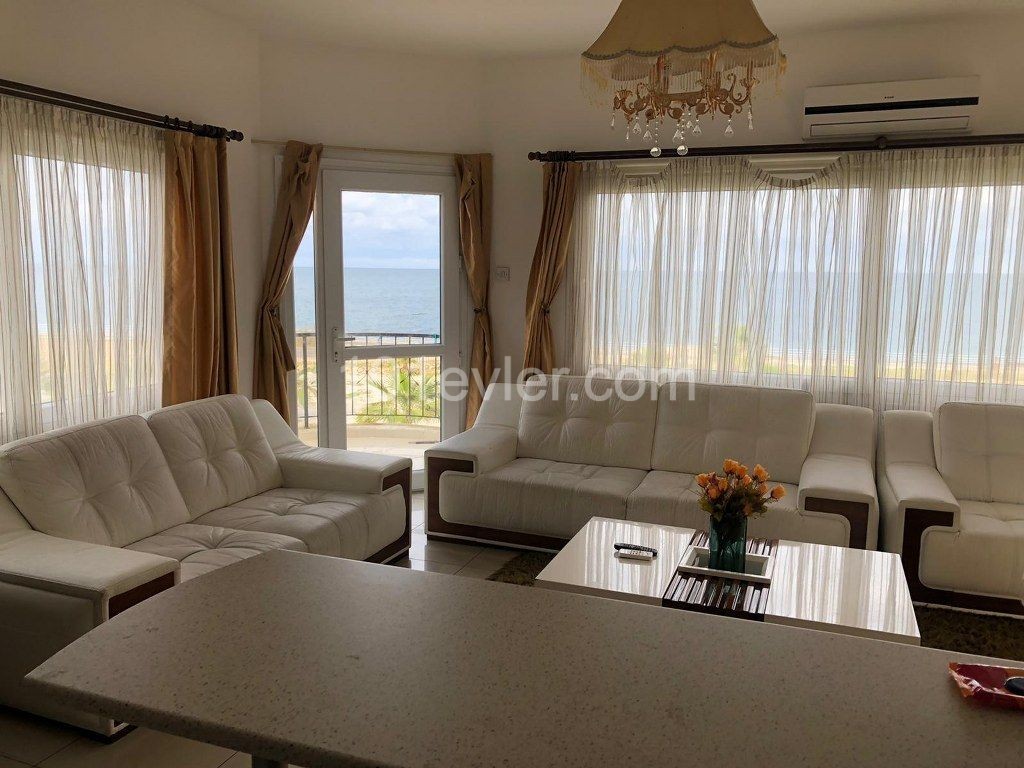 Sea Front 3 Bedroom Terrace  Apartment For Rent Location Lapta Coastal Walkway (Lapta Yuruyus Yolu) Girne (Communal Swimming Pool)