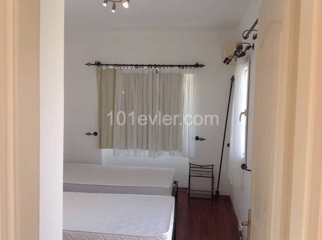 3 Bedroom Villa For Rent Location Alsancak Girne (private swimming pool)