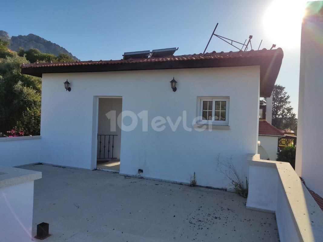 3Bedroom Villa For Sale Location Karsiyaka Girne (Sea and Mountain Views)