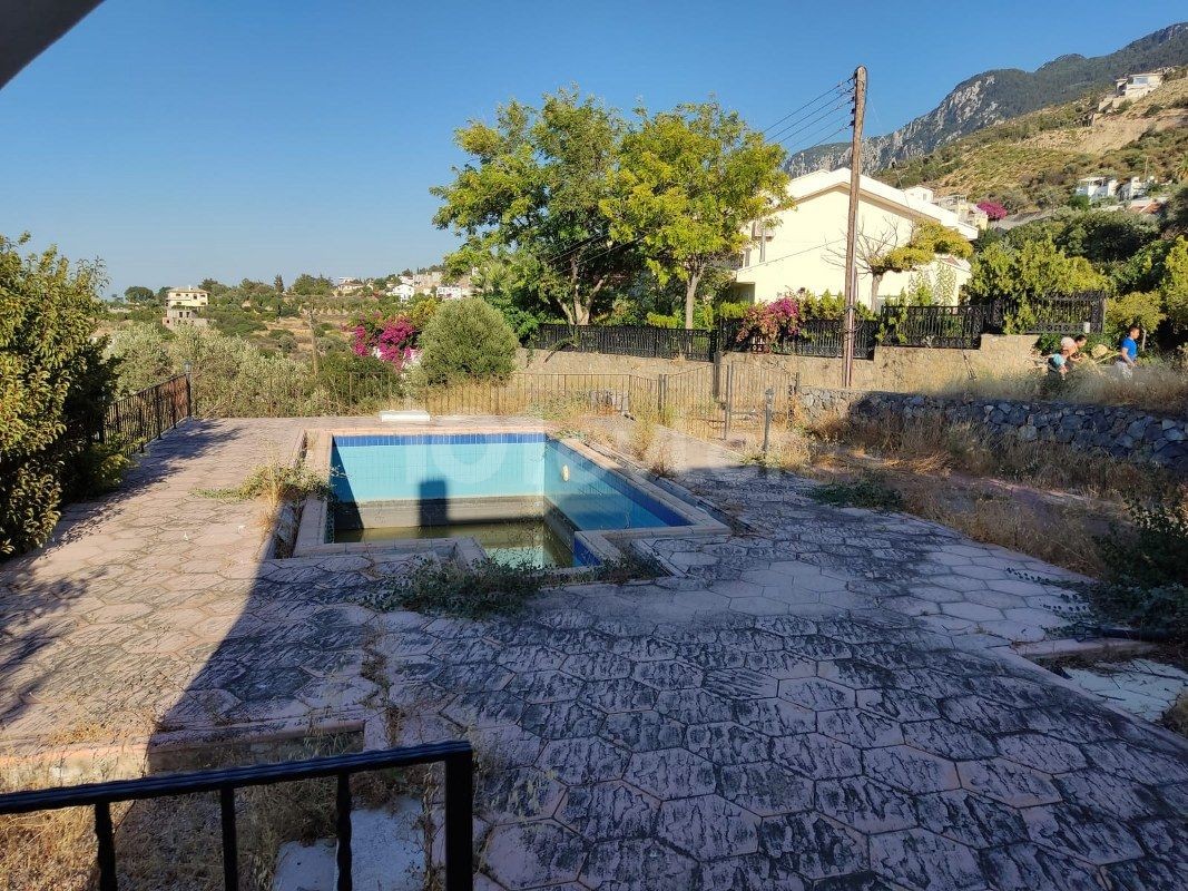 3Bedroom Villa zum Verkauf Lage Karsiyaka Kyrenia (Sea and Mountain Vie Llogara National Park) ** 