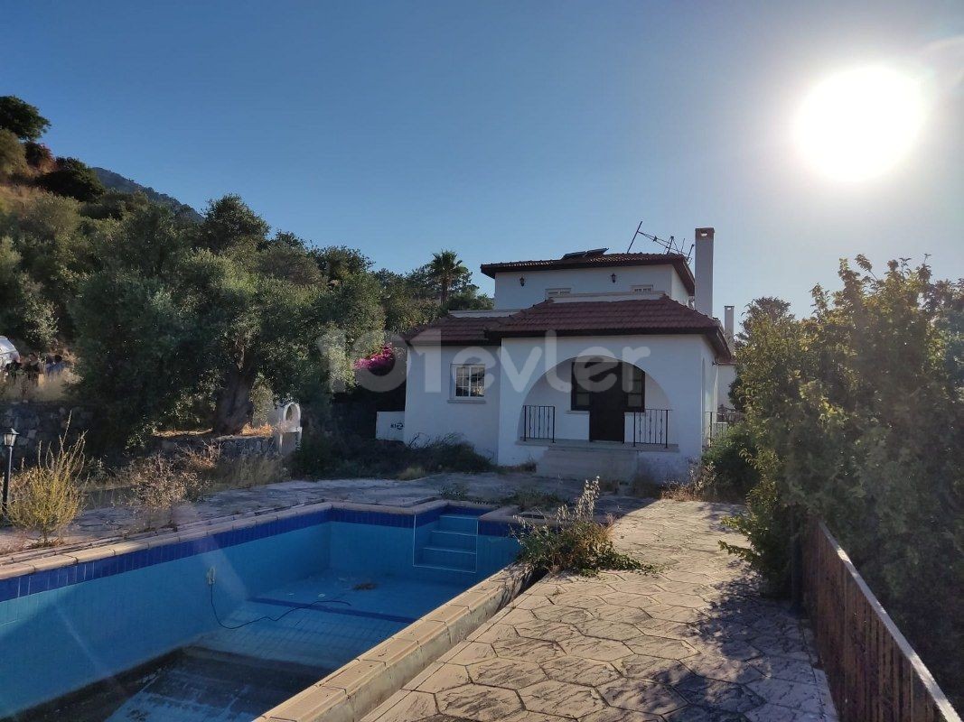 3Bedroom Villa zum Verkauf Lage Karsiyaka Kyrenia (Sea and Mountain Vie Llogara National Park) ** 