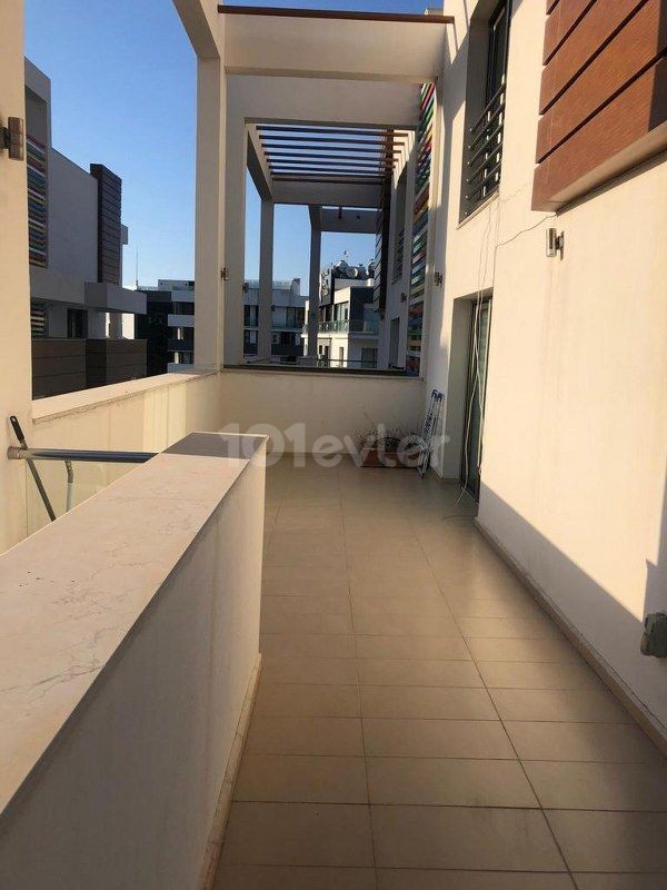 Nice 3 Bedroom Penthouse For Rent Location Near ①nesday Market Kyrenia (beautiful sea and mountain Vie Llogara National Park) ** 