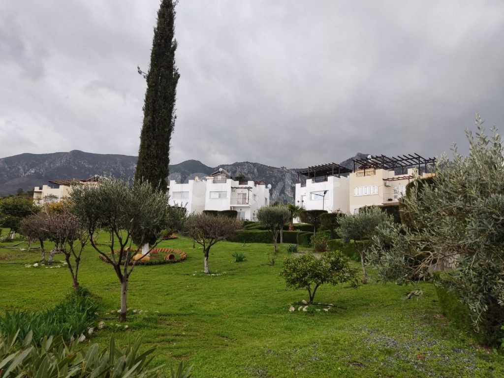 Nice 2 Bedroom Garden Apartment For Rent Location Edremit Kyrenia ** 