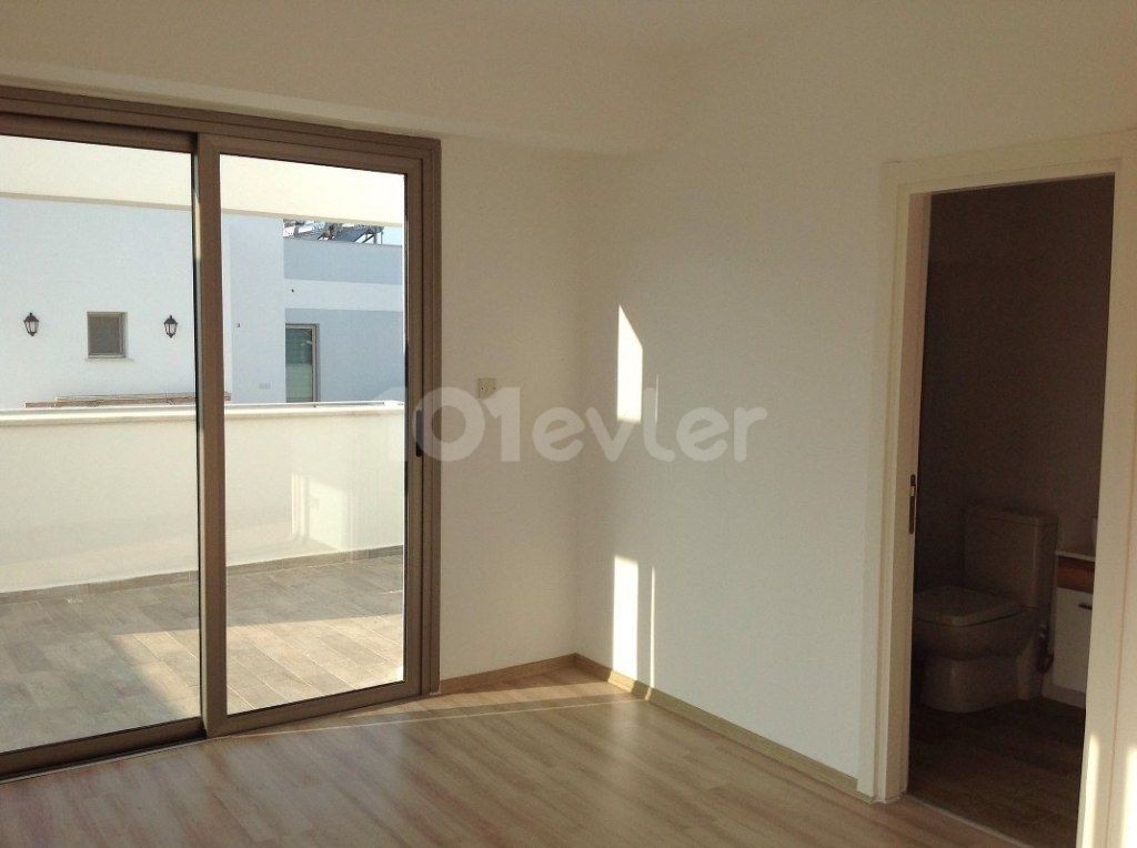 Remarkable 3 Bedroom Penthouse with Beautiful sea and mountain views Location Upper Girne (For Rent)