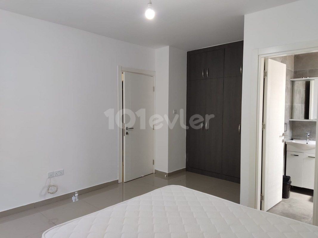 Schöne 2-Zimmer-Wohnung zur Miete Lage Bellapais Girne ** 