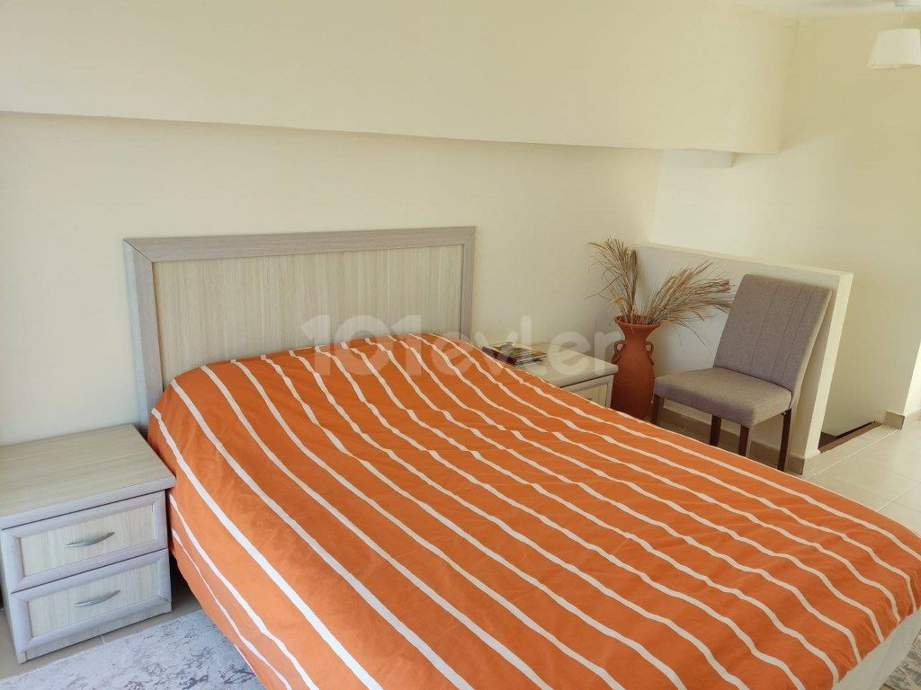 1 Schlafzimmer Doppelhaushälfte zu verkaufen mit Lage Karsiyaka Girne (Meer- und Bergpanoramablick) Reduzierter Preis!