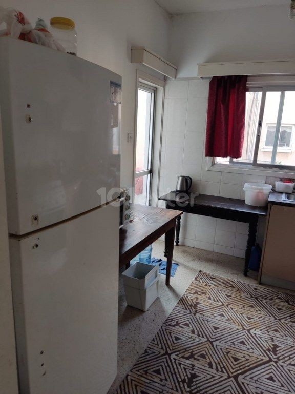 3 Bedroom Apartment For Sale Location Mağusa terminal bölgesi Baykal Cemal Togan caddesi levent sitesi Lemar Market Yakin Famagusta