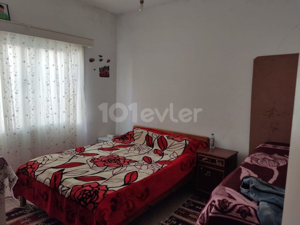 3-Schlafzimmer-Wohnung zu verkaufen Standort Famagusta terminal area Baykal Cemal Togan caddesi levent site Lemar Market Yakin Famagusta