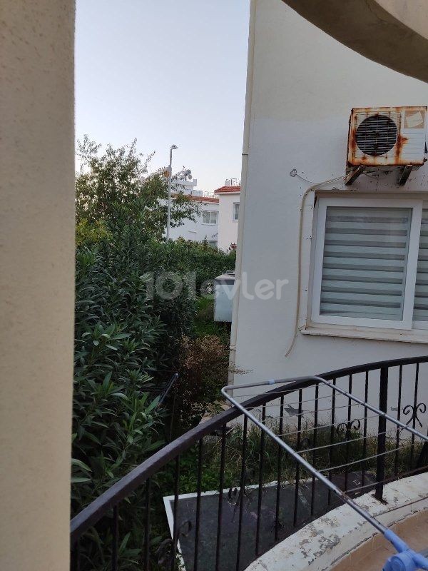 Nice Seaside 3 Bedroom Garden Apartment For Rent Location Lapta Coastal Walkway Girne (Lapta Yuruyus Yolu Kyrenia)(Communal Swimming Pool)