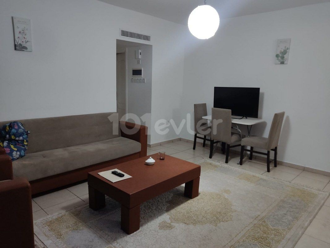 1 Bedroom Apartment For Rent Location Yesiltepe Girne ( Communal Swimming Pool )