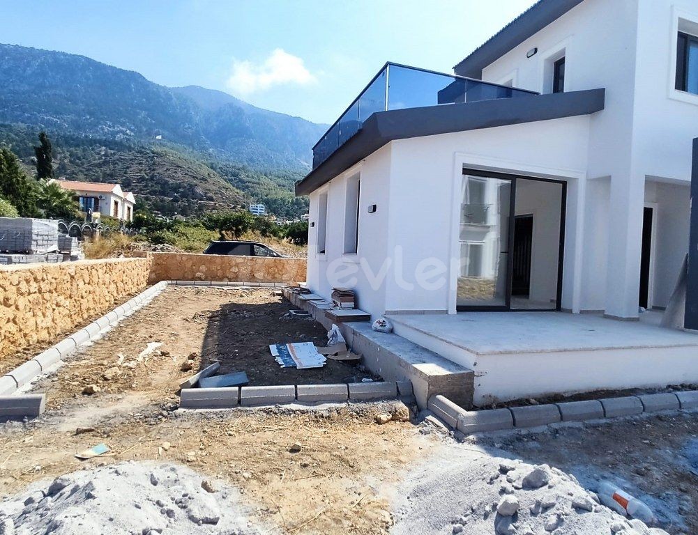 Schöne Villa mit 3 Schlafzimmern zum Verkauf, Standort Lapta Girne