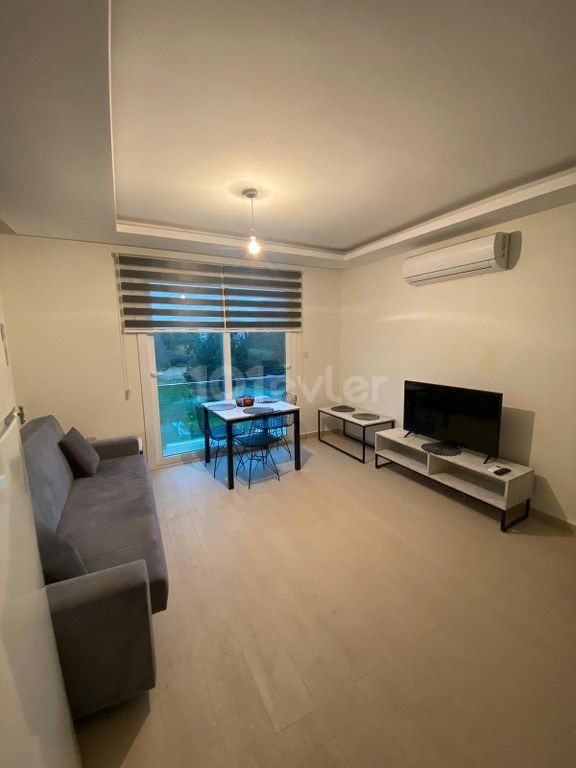 Schöne 1-Zimmer-Wohnung zum Verkauf, Standort New Port Kyrenia in der Nähe des Oscar Hotel Kyrenia (mit Bürogenehmigung)