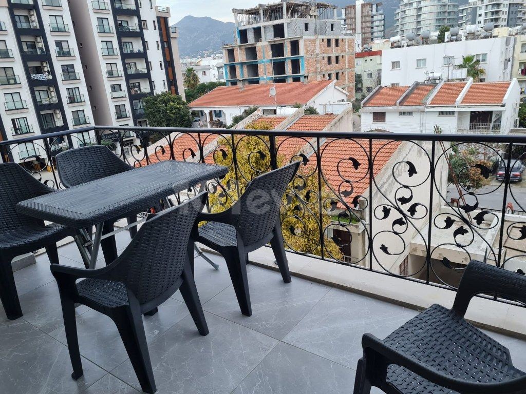 Schöne 2-Zimmer-Wohnung zu vermieten, Lage hinter dem Kar-Markt in Kyrenia