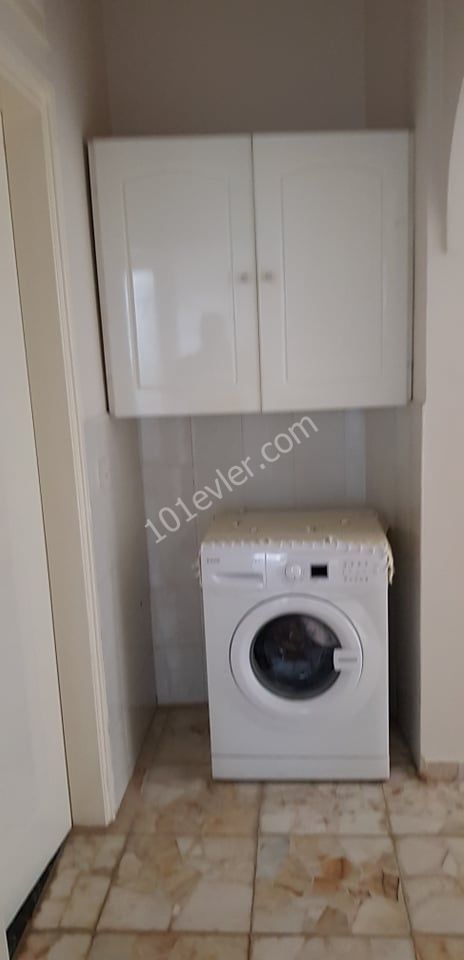 MAĞUSA  MERKEZDE SATILIK  200 METREKARE 3+1 DAİRE