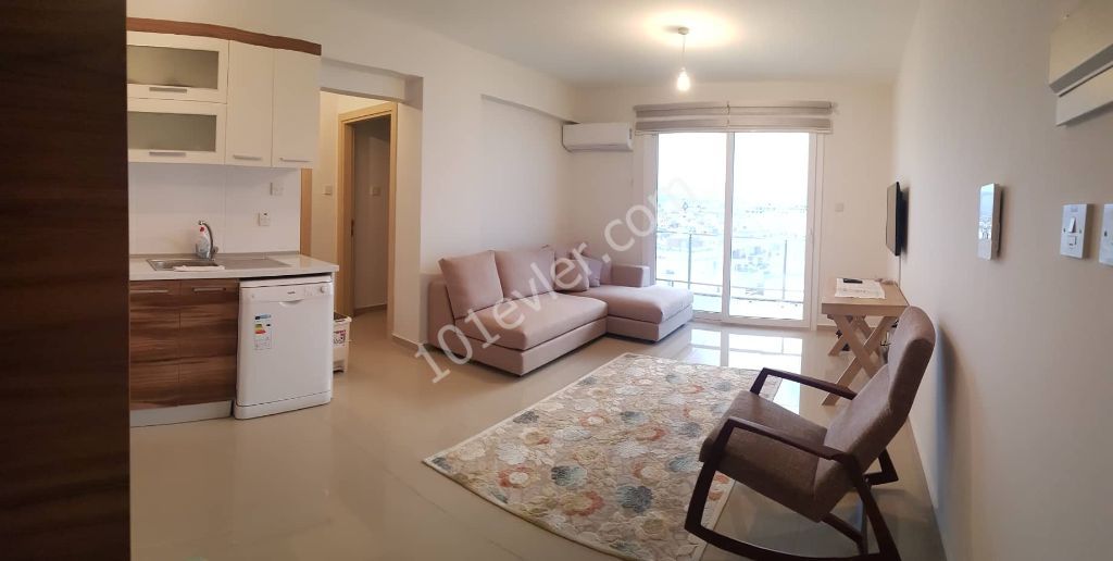 2+1 SEA VIEW FLAT FOR SALE İN İSKELE LONG BEACH