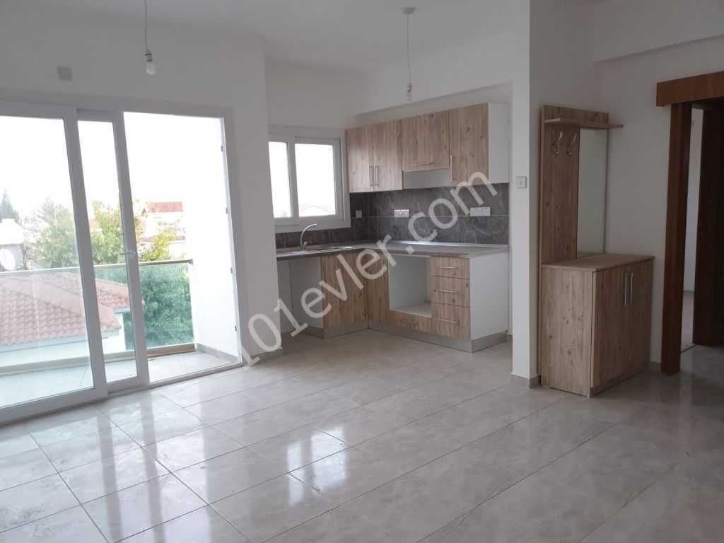 Flat For Sale in Küçük Kaymaklı, Nicosia