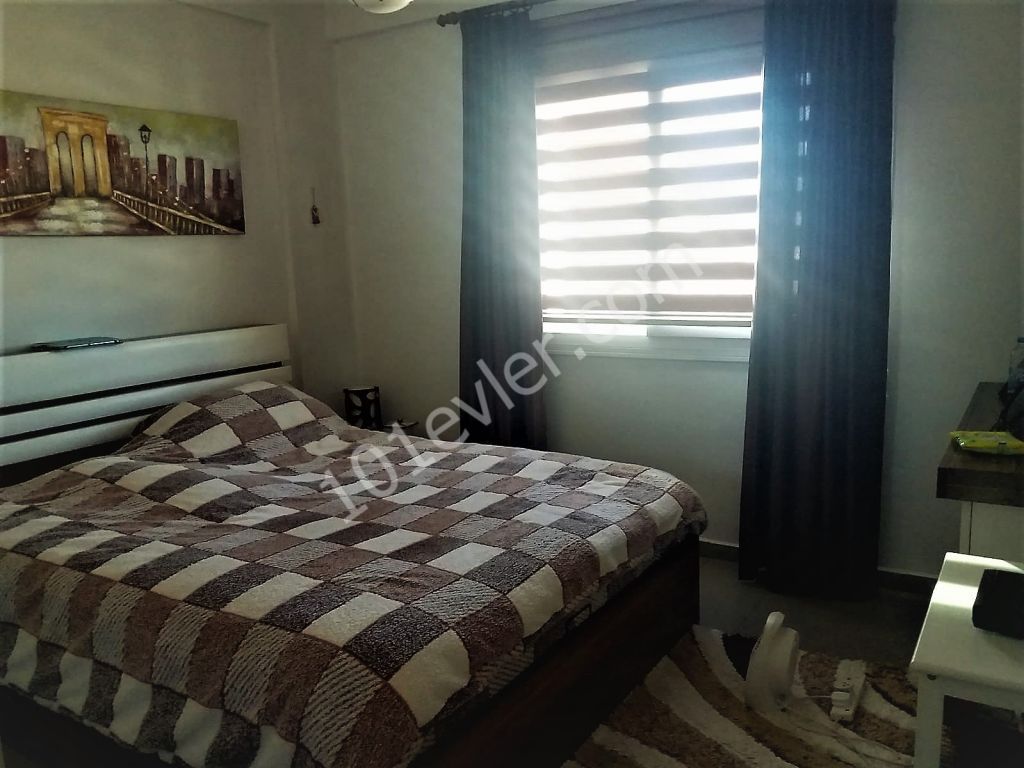 Penthouse For Sale in Küçük Kaymaklı, Nicosia