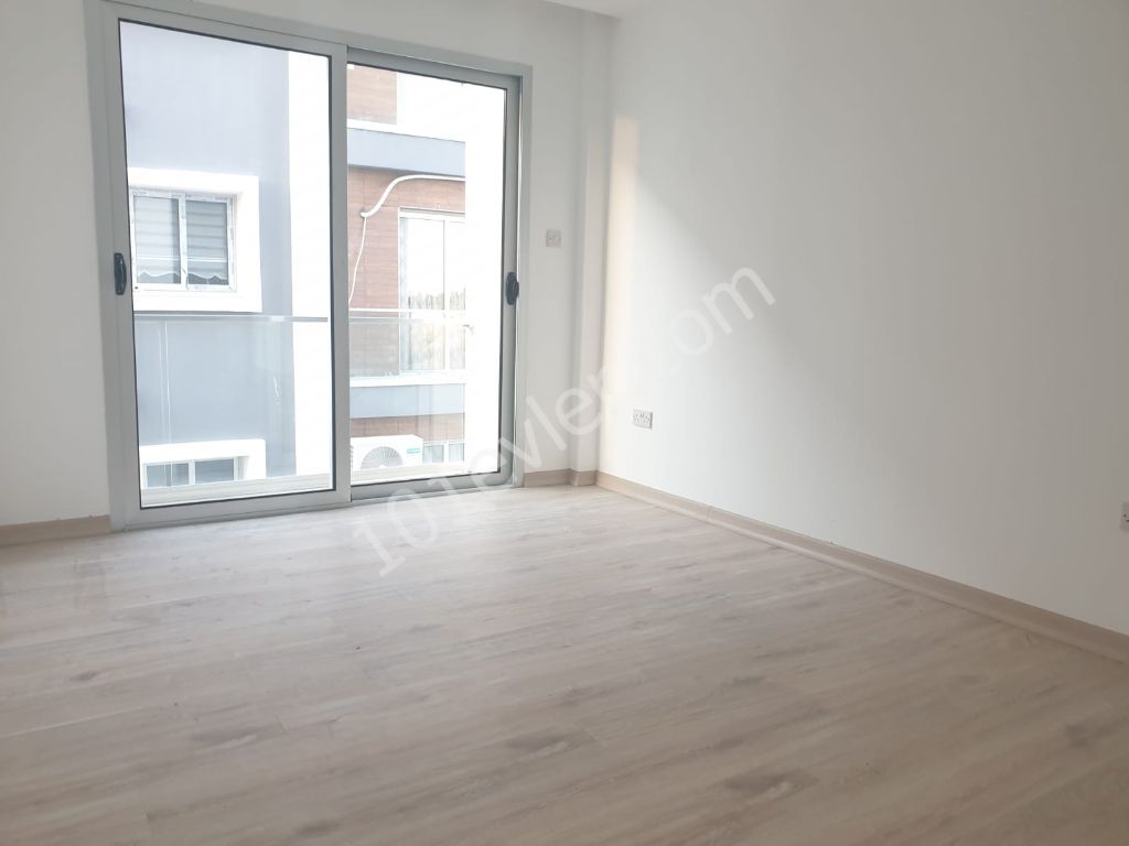 Flat To Rent in Küçük Kaymaklı, Nicosia