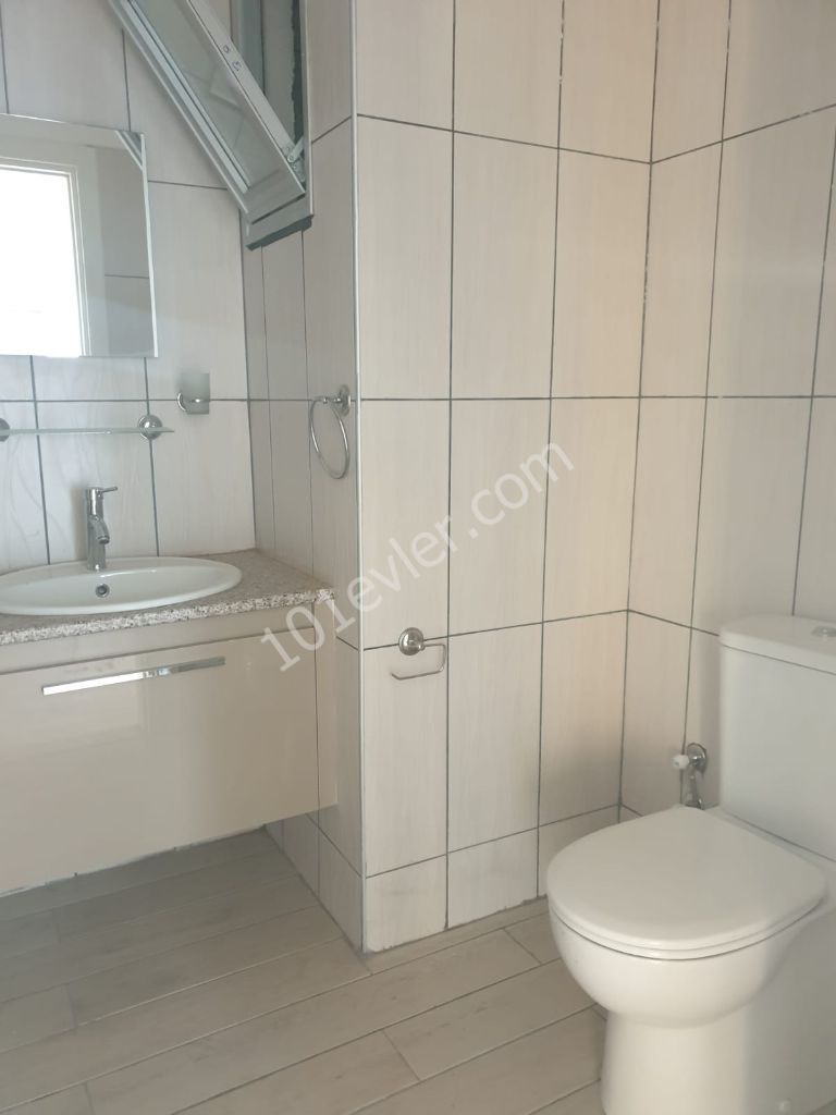 Flat To Rent in Küçük Kaymaklı, Nicosia