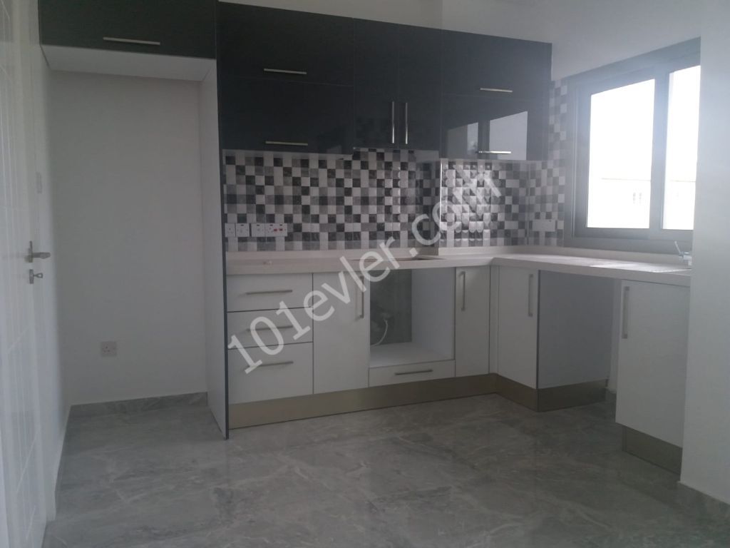 3+1 Wohnung in Nikosia Gehrung 60.500 Pfund ** 