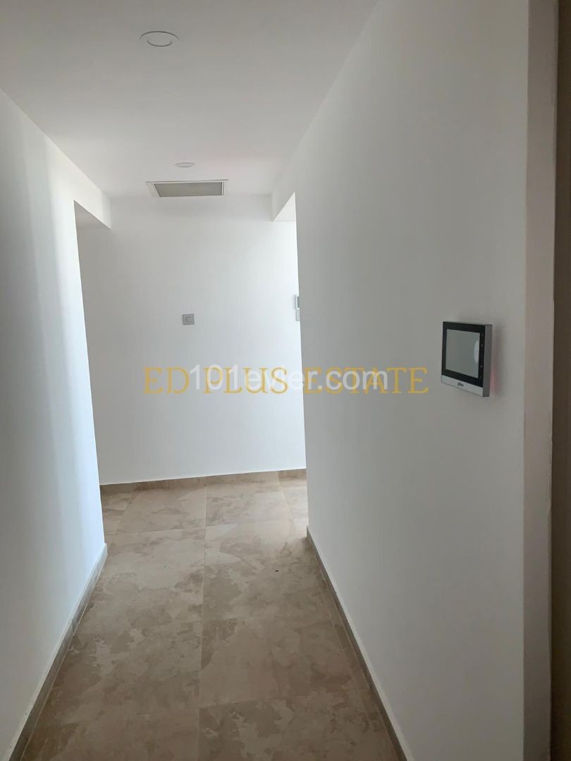 Flat To Rent in Girne Merkez, Kyrenia