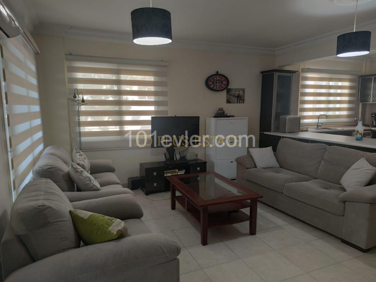 Girne Merkezde Full Eşyalı Satılık 2+1 Penthouse