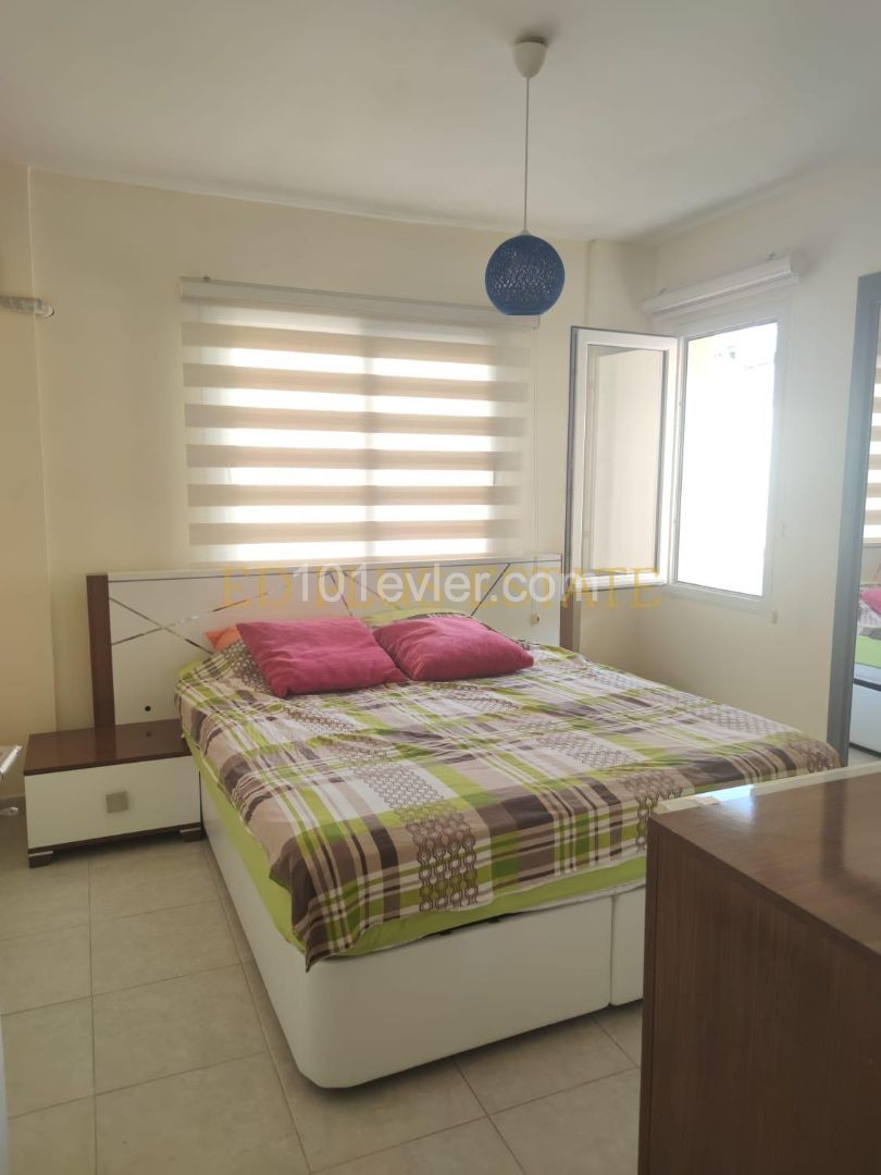 Girne Merkezde Full Eşyalı Satılık 2+1 Penthouse