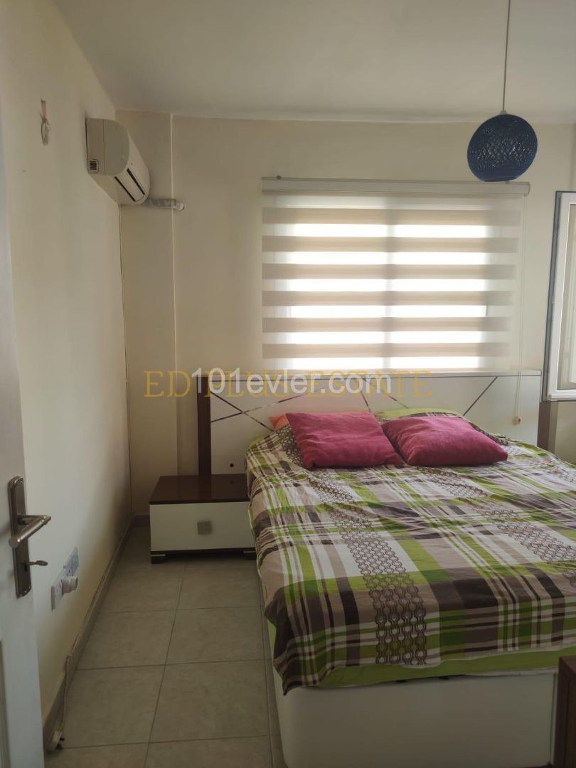 Girne Merkezde Full Eşyalı Satılık 2+1 Penthouse