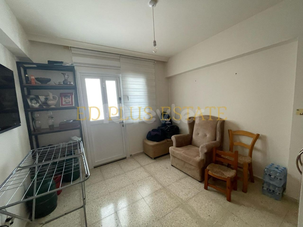 Ground Floor 3 + 1 Apartment for Sale with Commercial Permit in Nicosia Yenişehir ** 