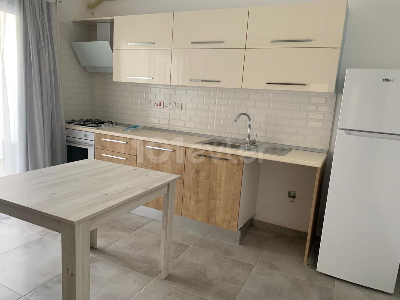 Lefkoşa Gönyeli'de 3+1 Full Eşyalı Kiralık Daire