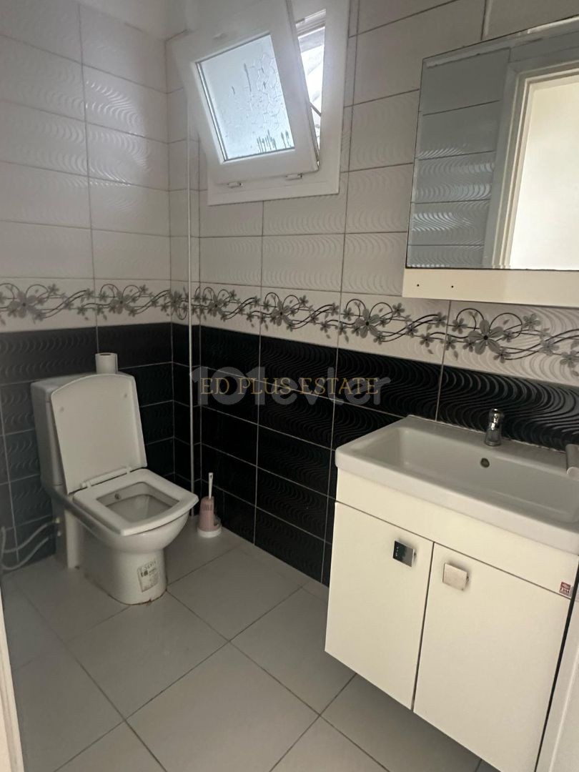 Lefkoşa Gönyeli'de Full Eşyalı Kiralık 3+1 Daire