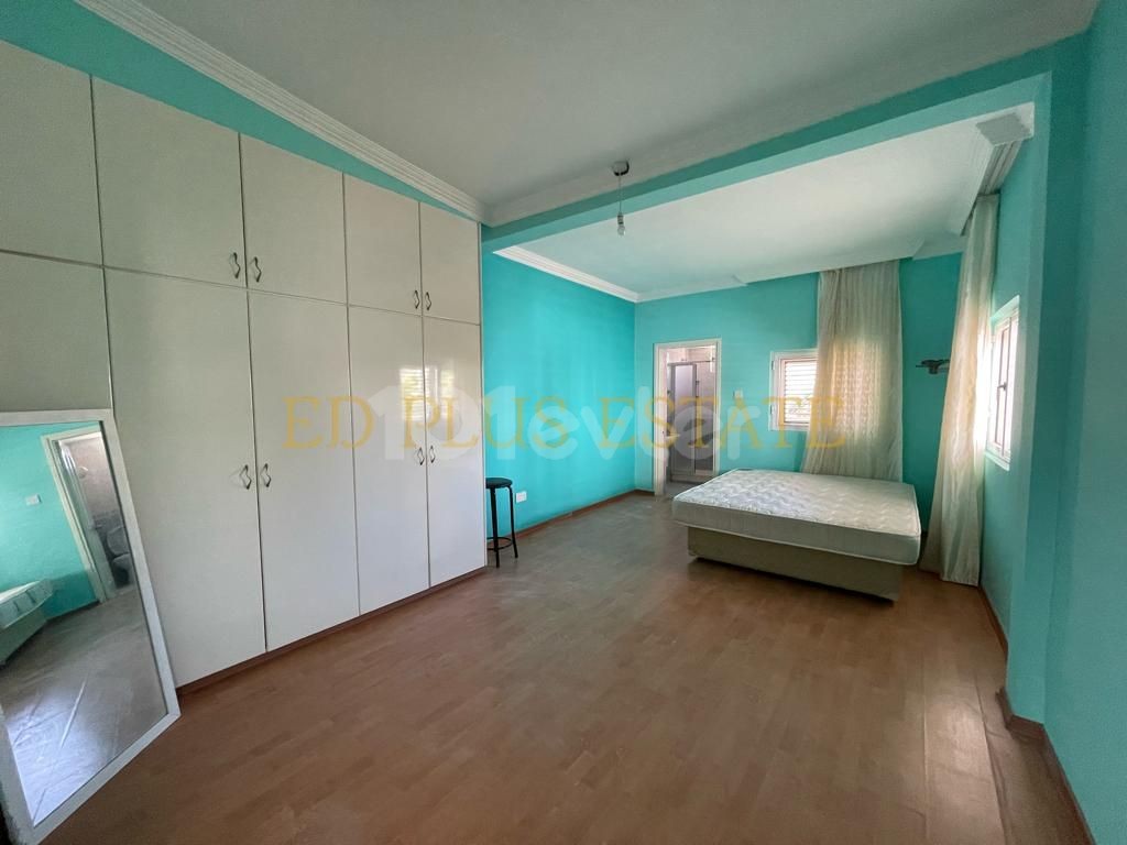 Lefkoşa Göçmenköy'de Bahçeli Eşyalı Kiralık 2+1 Ev