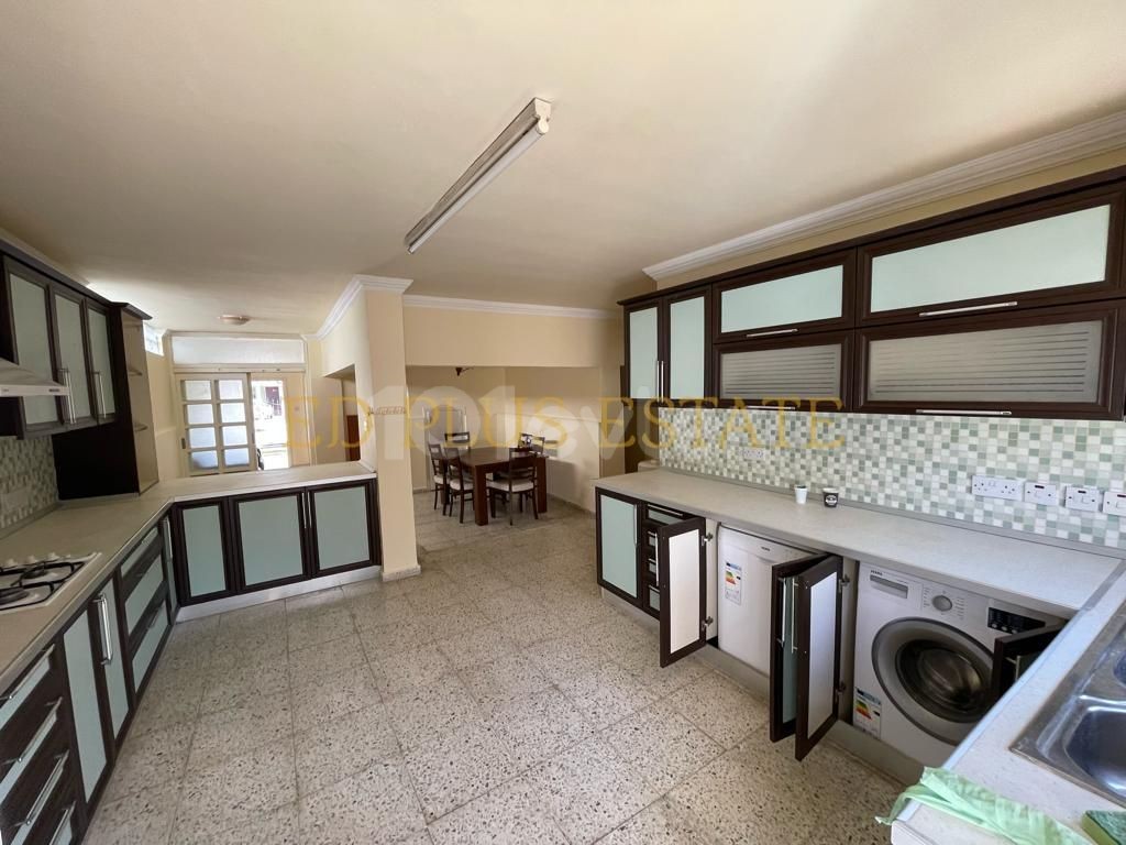 Furnished 2+1 House with Garden for Rent in Göçmenköy, Nicosia