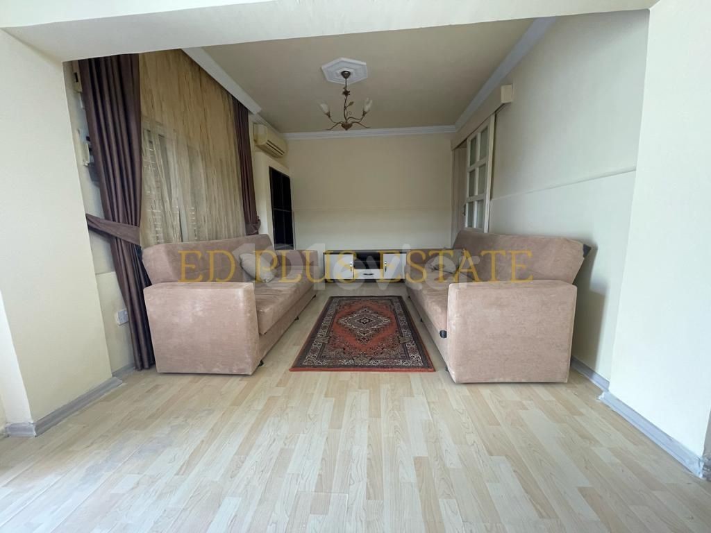 Lefkoşa Göçmenköy'de Bahçeli Eşyalı Kiralık 2+1 Ev