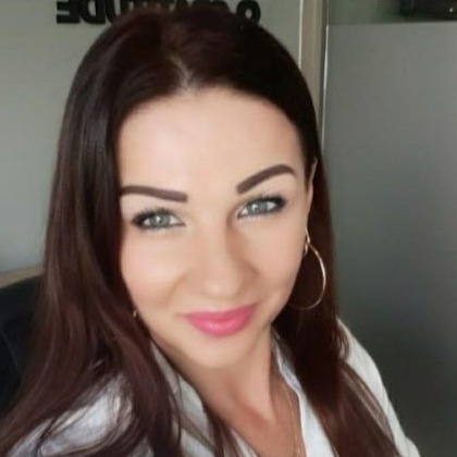 Diana Nesterova ÖZKARAMAN INVESTMENT -KIBRIS EMLAK آژانس املاک