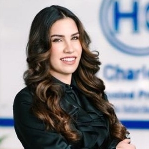 Ayça Aygın Henry Charles Estates آژانس املاک