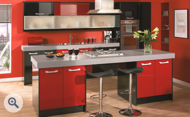 High Gloss Red and High Gloss Black kitchen picture