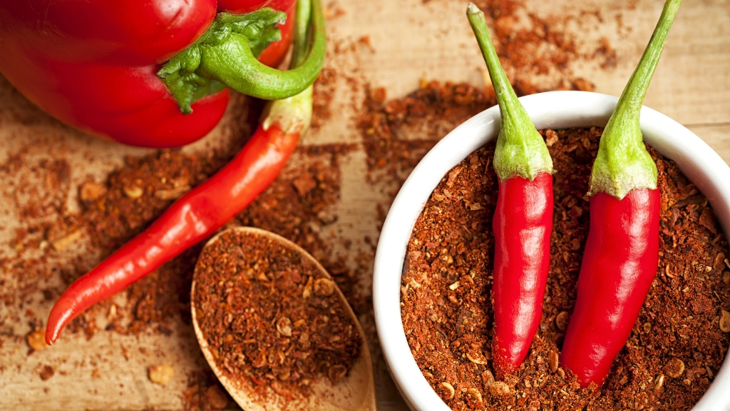 Red chili peppers and red chili pepper flakes.