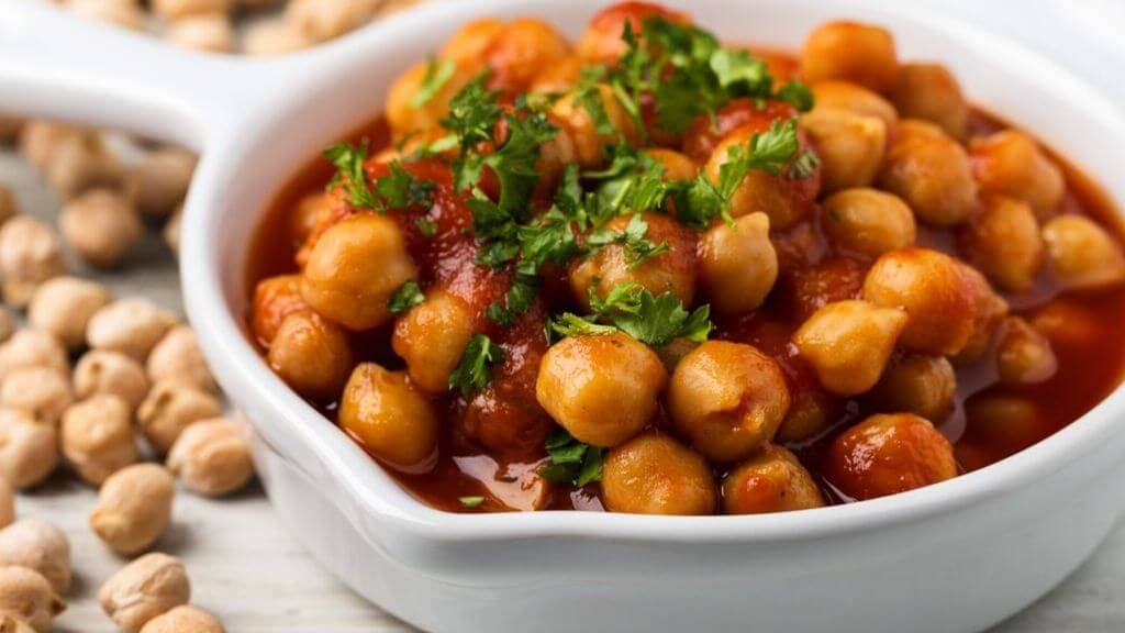 Masala chickpea bowl