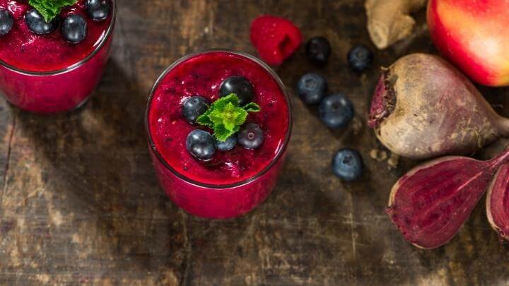 Blueberry beetroot smoothie