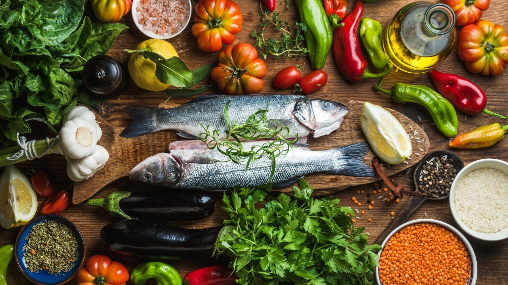 Fresh sea bass with spices and vegetables