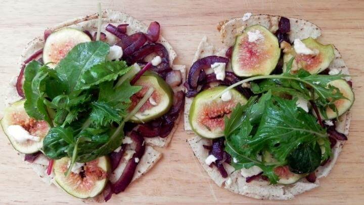 Goat Cheese and Fig Pita Pizza